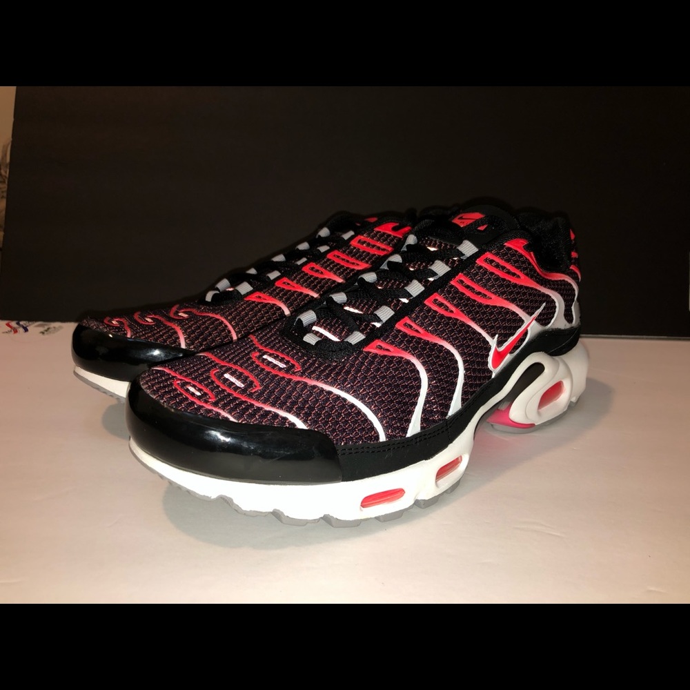 SOLD!!!Nike Air Max plus Tn Hot Lava - Picture 2 of 5